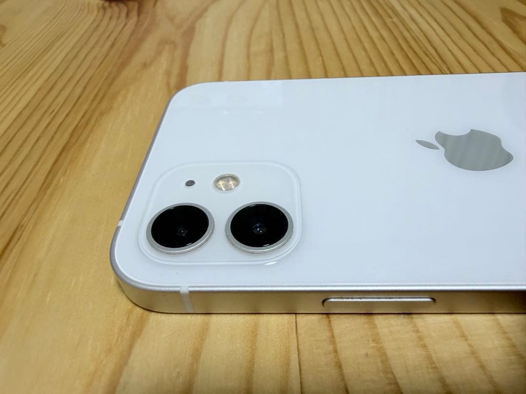 iPhone12 128GB ホワイトSIMフリー