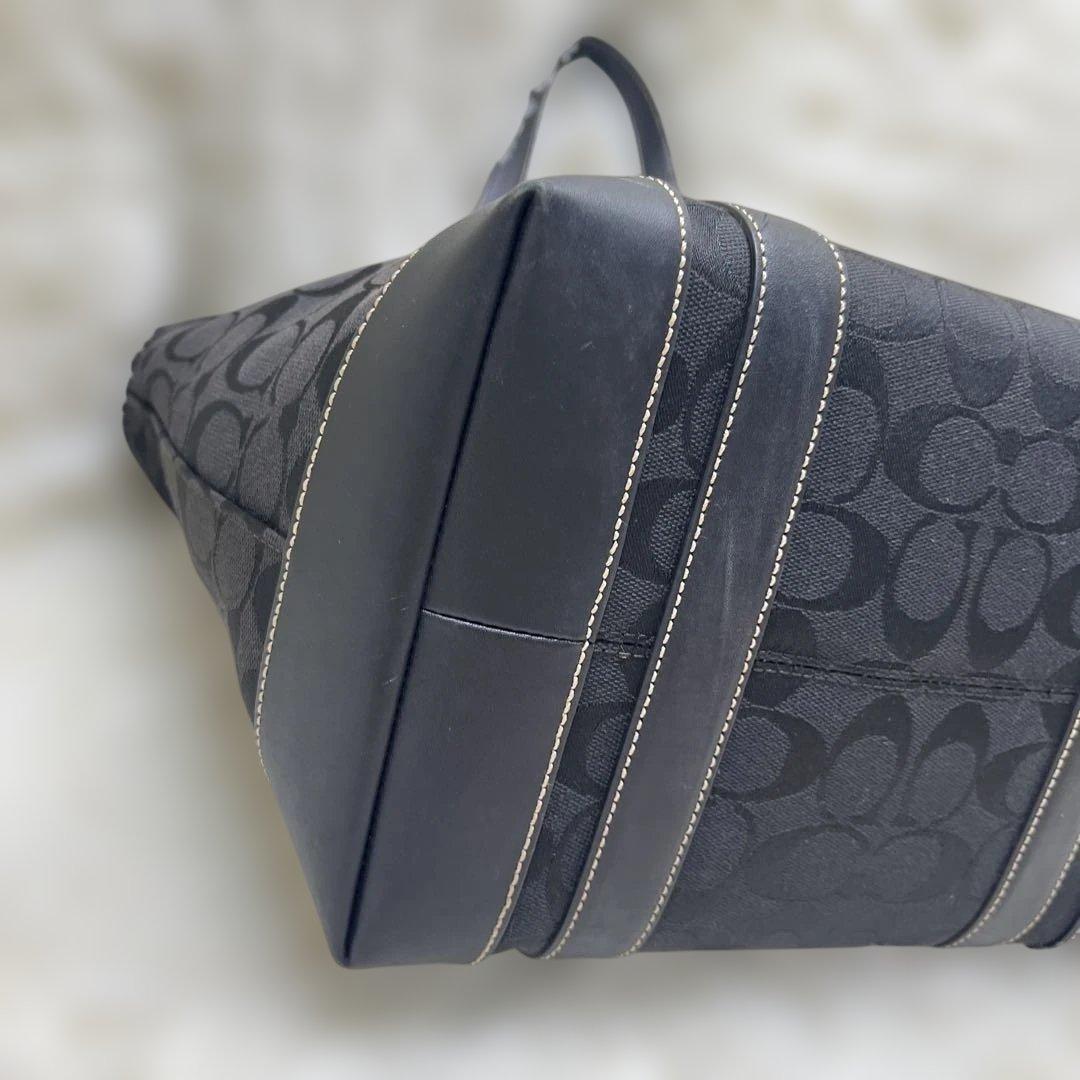 美品 COACH コーチ トートバッグ シグネチャーキャンバス6042 ブラック
