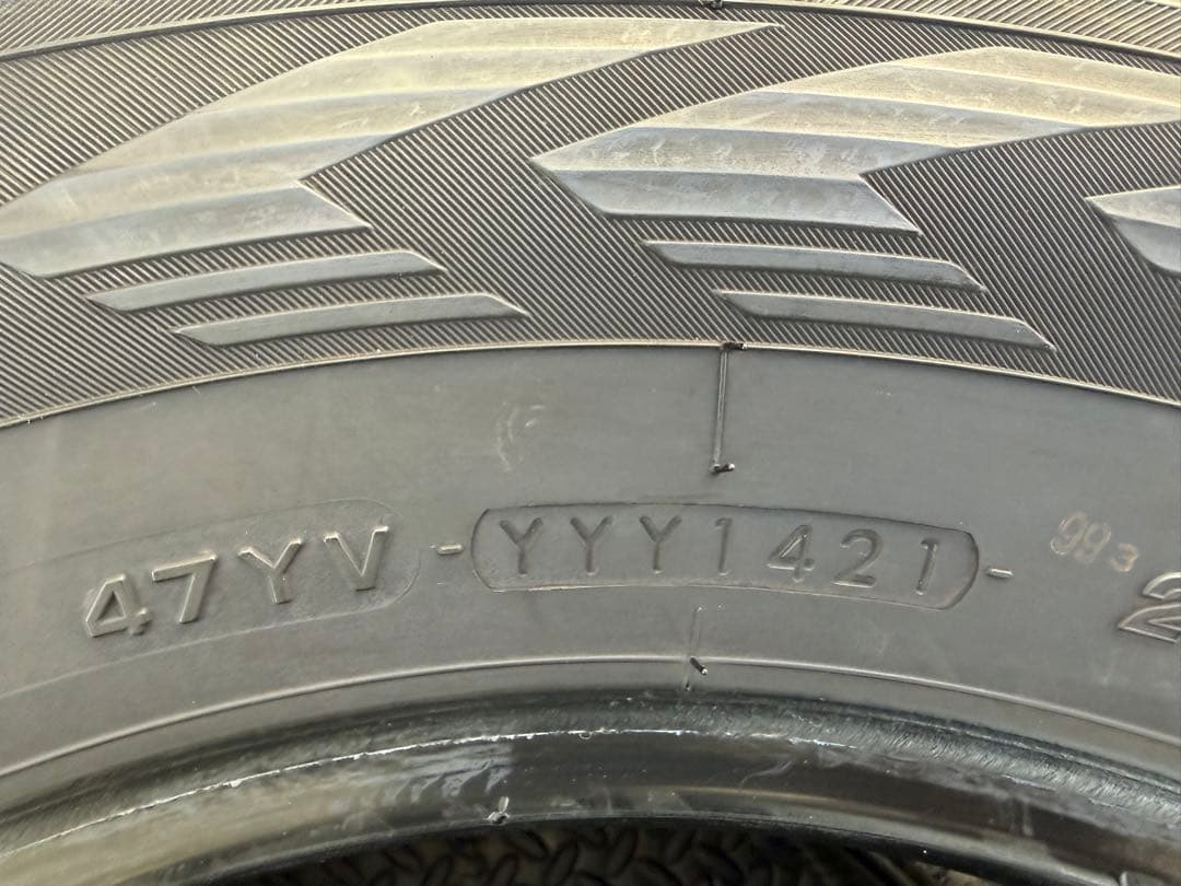 1️⃣最終値下げ15,000円Ice GUARD G075 215/70R16 4本
