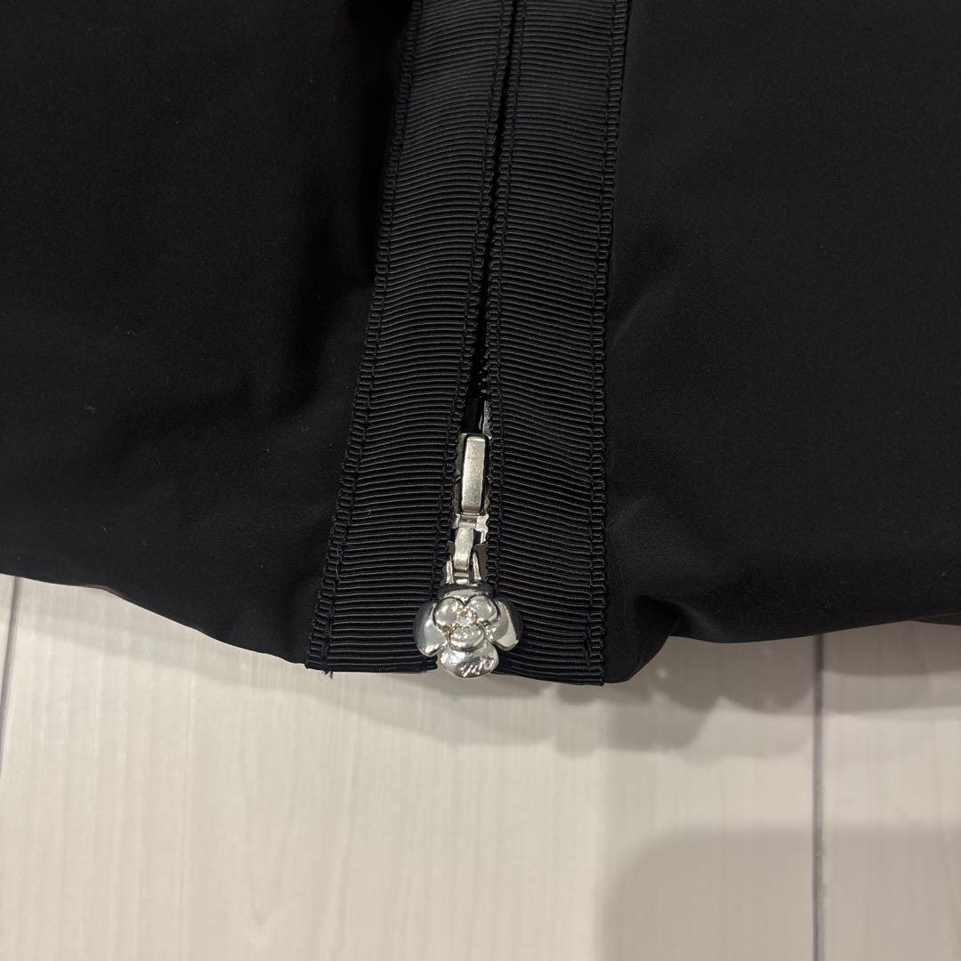 M'S GREACY 黒のショートダウンコート