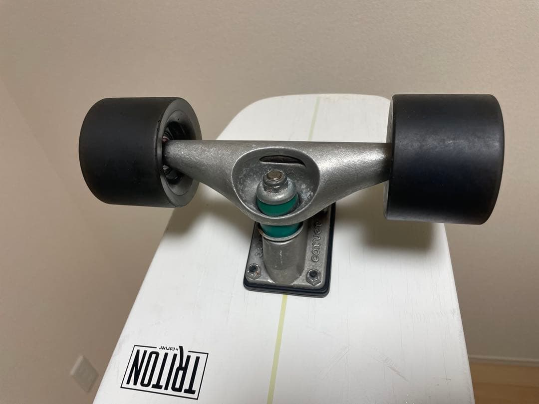 ◆CARVER Triton スケートボード　32.5インチ　シリアルプレート付