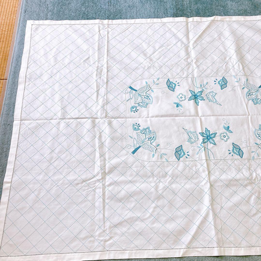 戸塚刺繍　テーブルクロス　ハンドメイド
