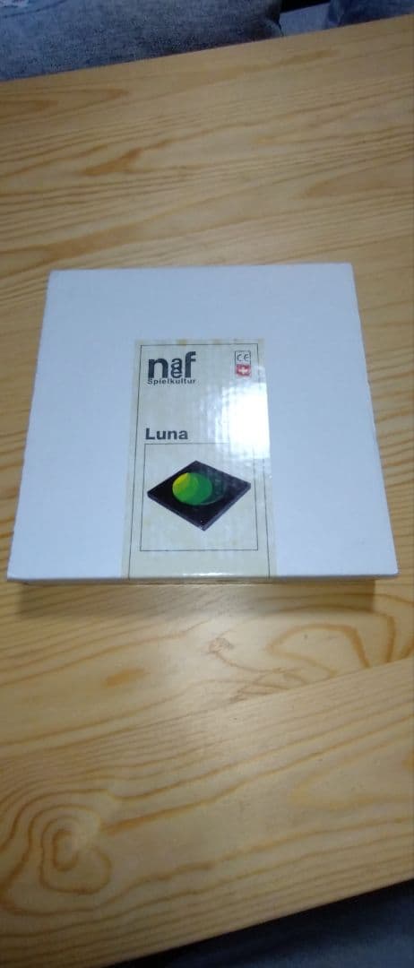 naf Luna 知育玩具