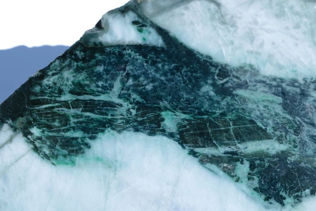 上質翡翠　紫翡翠　緑　ヒスイ　原石　輪切　玉　特大　材料　自然石　鉱石　鉱物