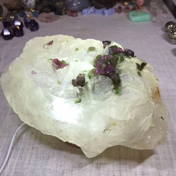 ウォーターメロントルマリン 水晶原石