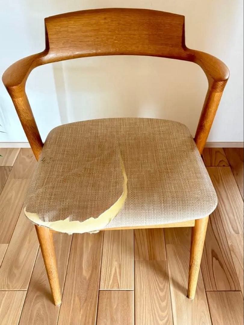 HIDA SEOTO セミアームチェア（張り座）