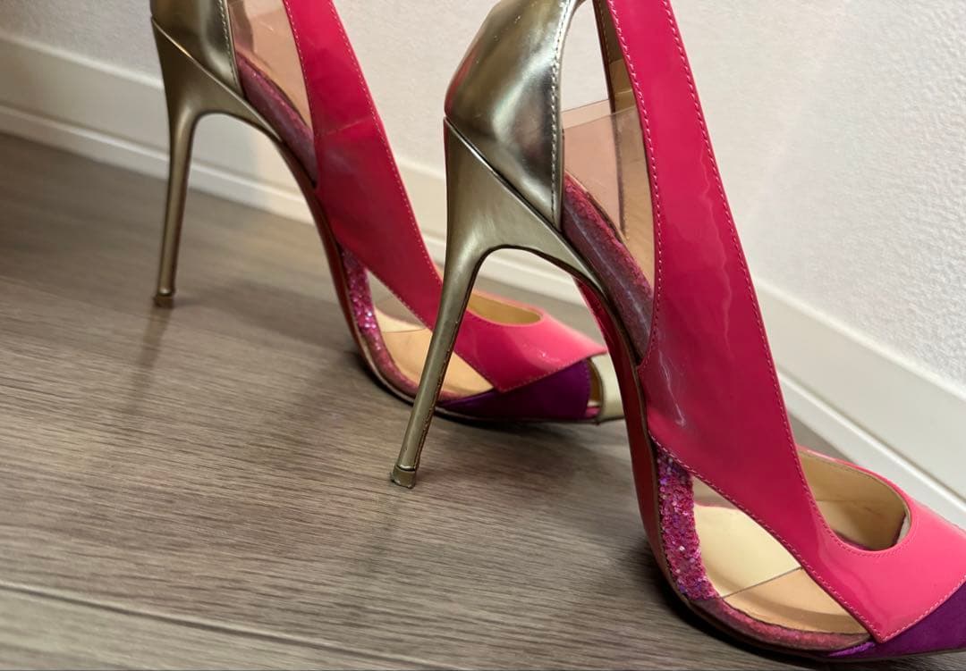Christian Louboutin ハイヒール パンプス37ハーフ