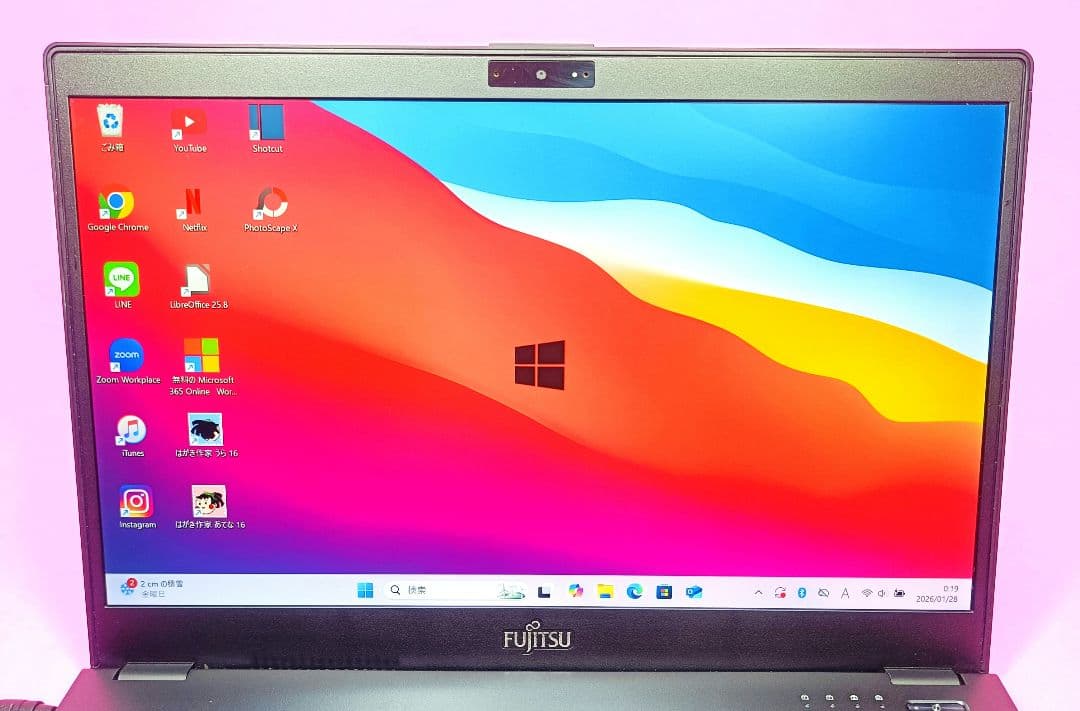 超軽量薄い❣️オフィス✨SSD128✨i5✨カメラ付黒ノートパソコン✨初期設定済