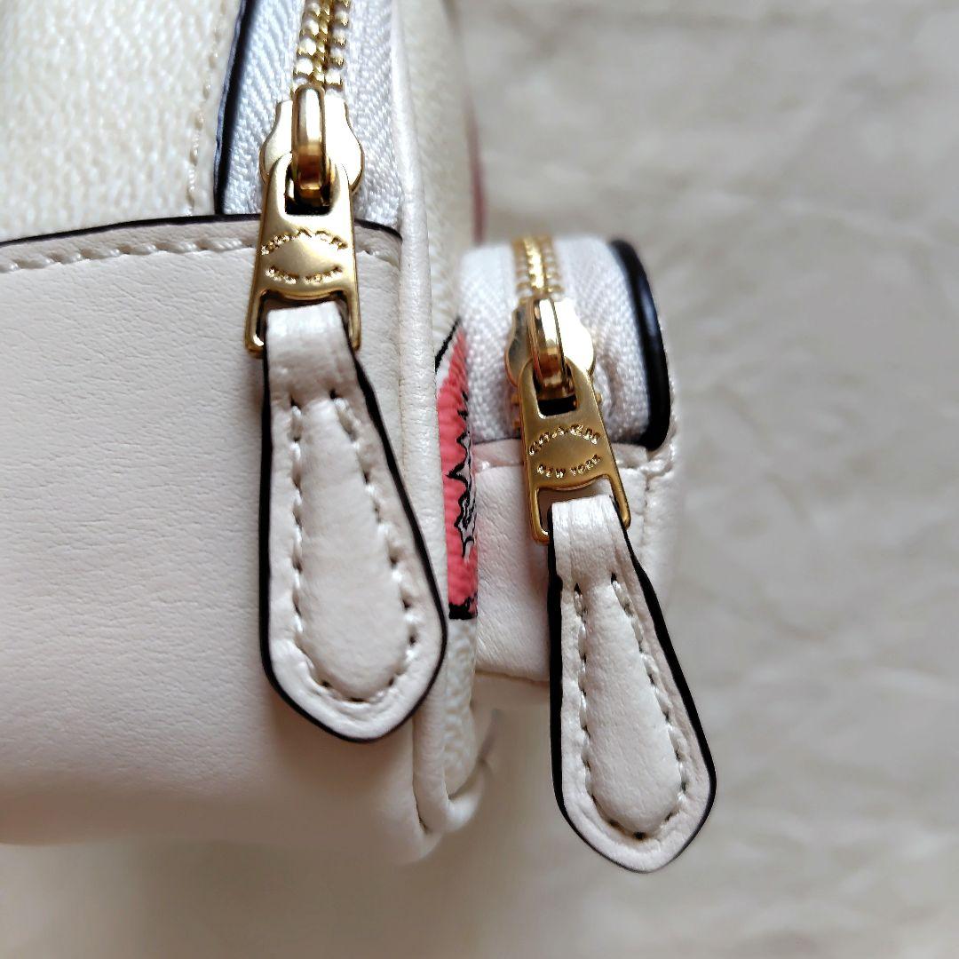 COACH　コーチ　ストロベリー　バッグパック　バッグチャーム　キーホルダー