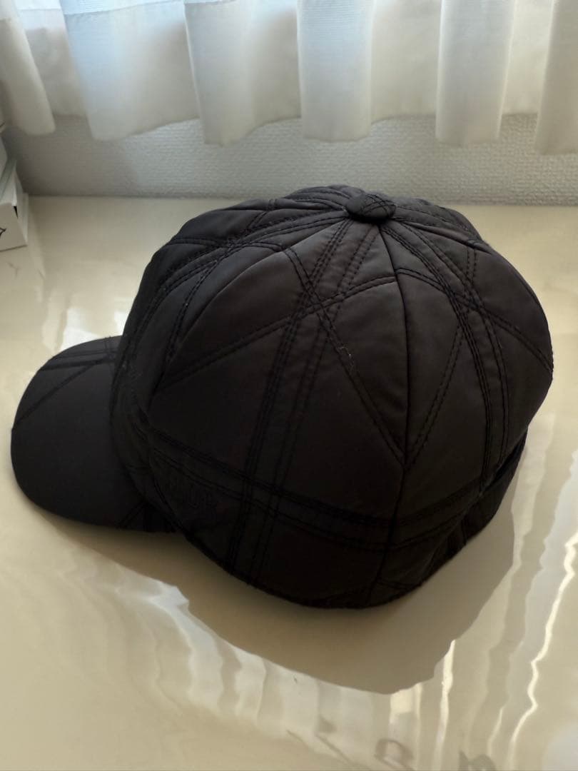 Baby Dior黒 キルティングキャップ 後部調整可能