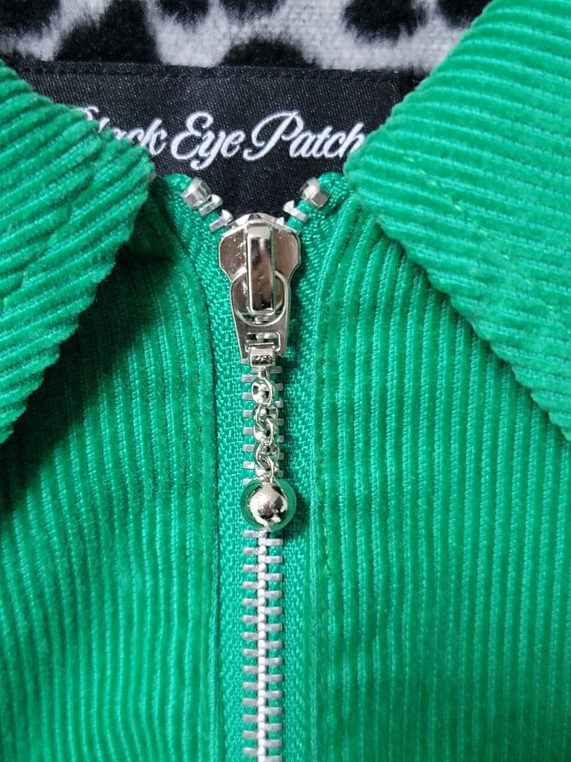 【美品】ブラックアイパッチ 刺繍 コーデュロイジャケット 裏地ヒョウ柄 猛犬注意