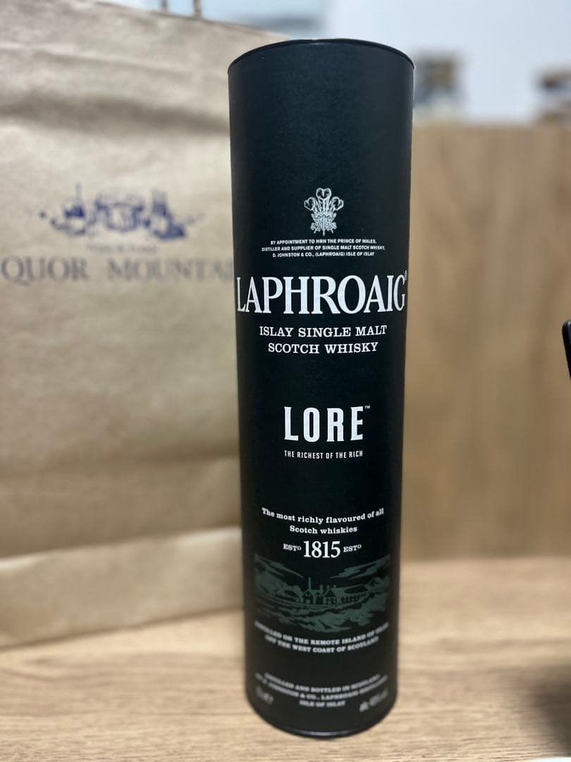 ウイスキー Laphroaig Lore Islay Single Malt Whisky