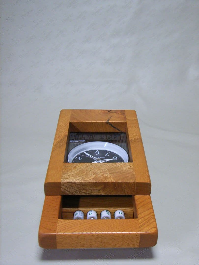 S010総欅板材ハンドル付き斜め型電波目覚まし時計（カシオTQT−351NJ使用