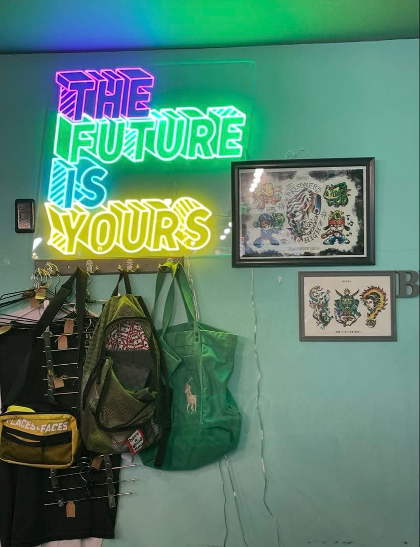 ネオンライト THE FUTURE IS YOURS