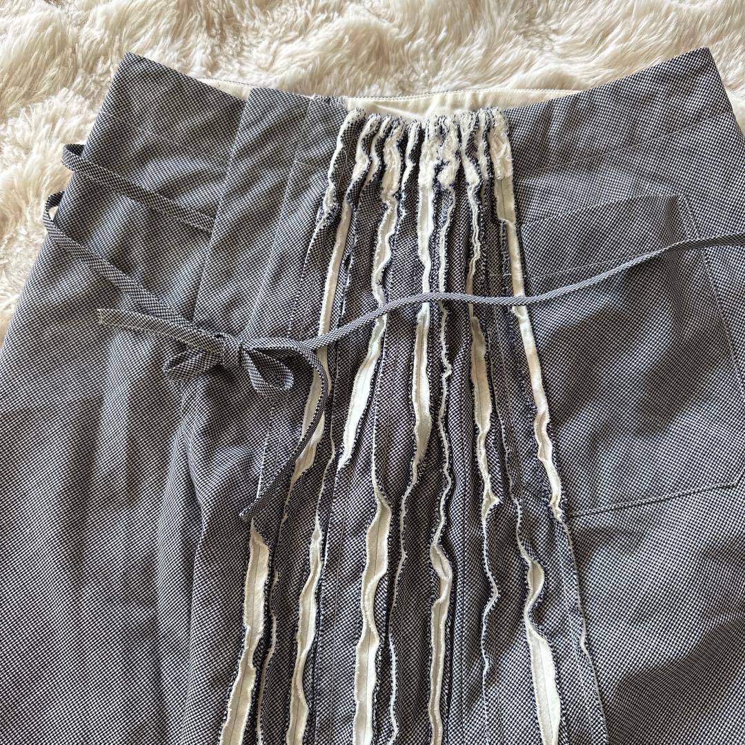 トリココムデギャルソン　フリルエプロンスカート