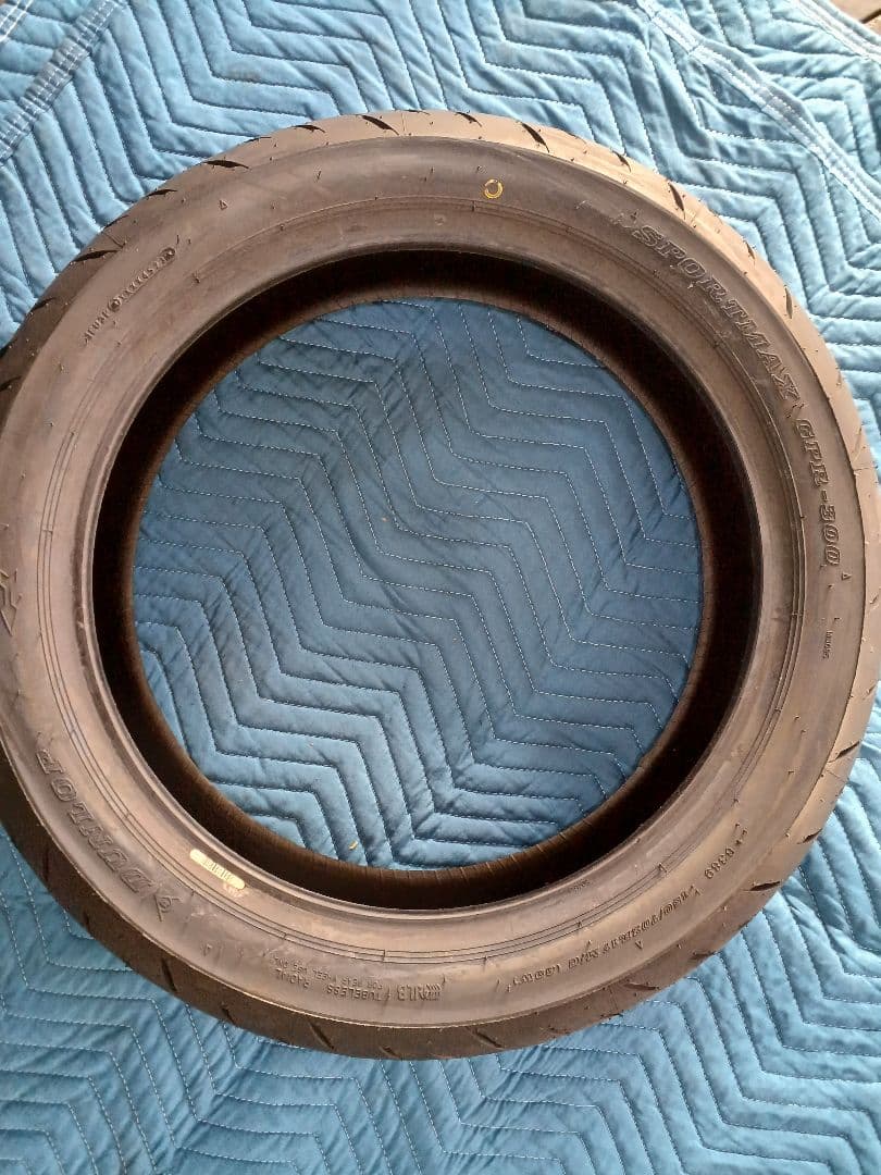 パーツ DUNLOP GPR300 110/70ZR17 150/70ZR17