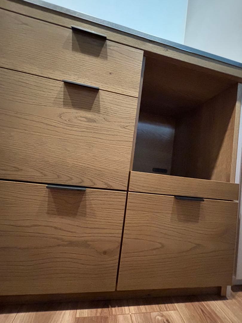 期間限定セール　送料込　unic ウニコ　ADDAY キッチンカウンター