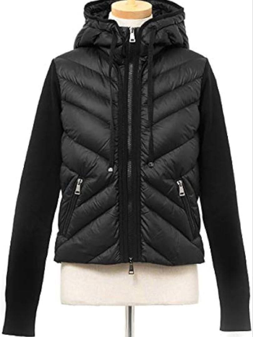 モンクレール　ダウン　ジャケット　レディース　トリコ