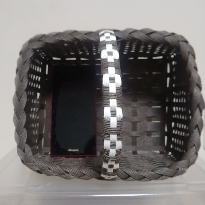 クラフトバンドかごバッグ　バスケット　エコクラフト　小物入れ　ハンドメイド