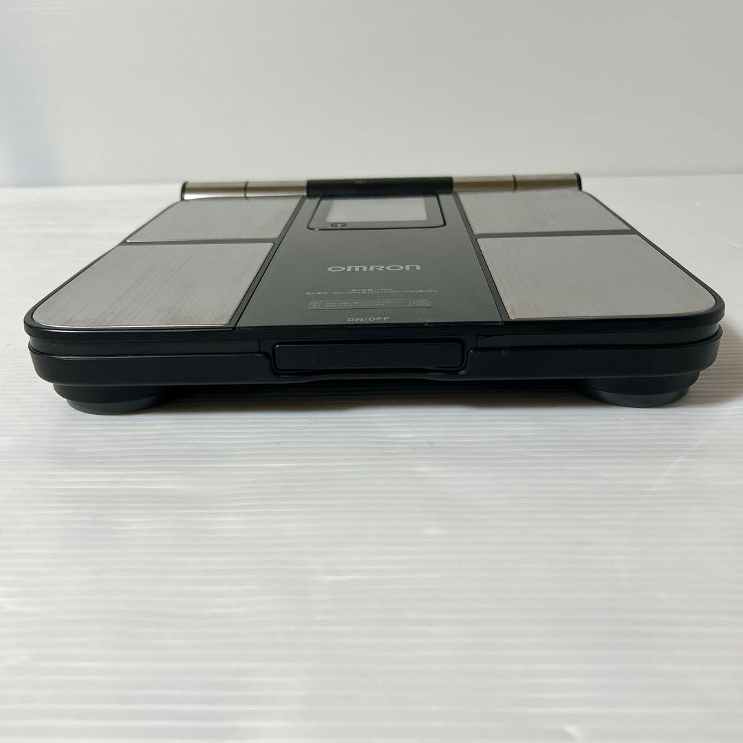 OMRONオムロン 体重体組成計 KRD-703T カラダスキャン 両手両足測定