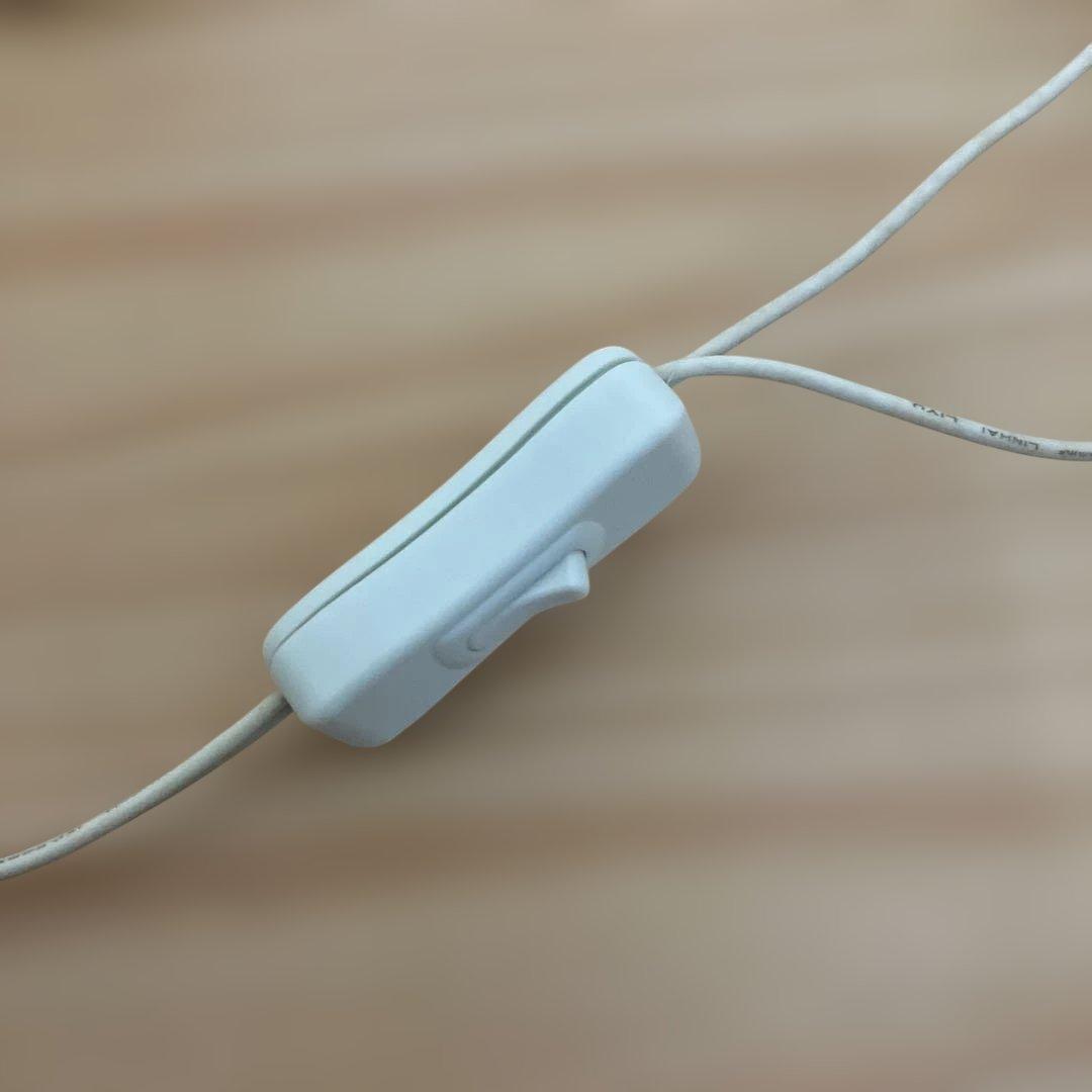 ツェツェ・アソシエ　キュービストライト