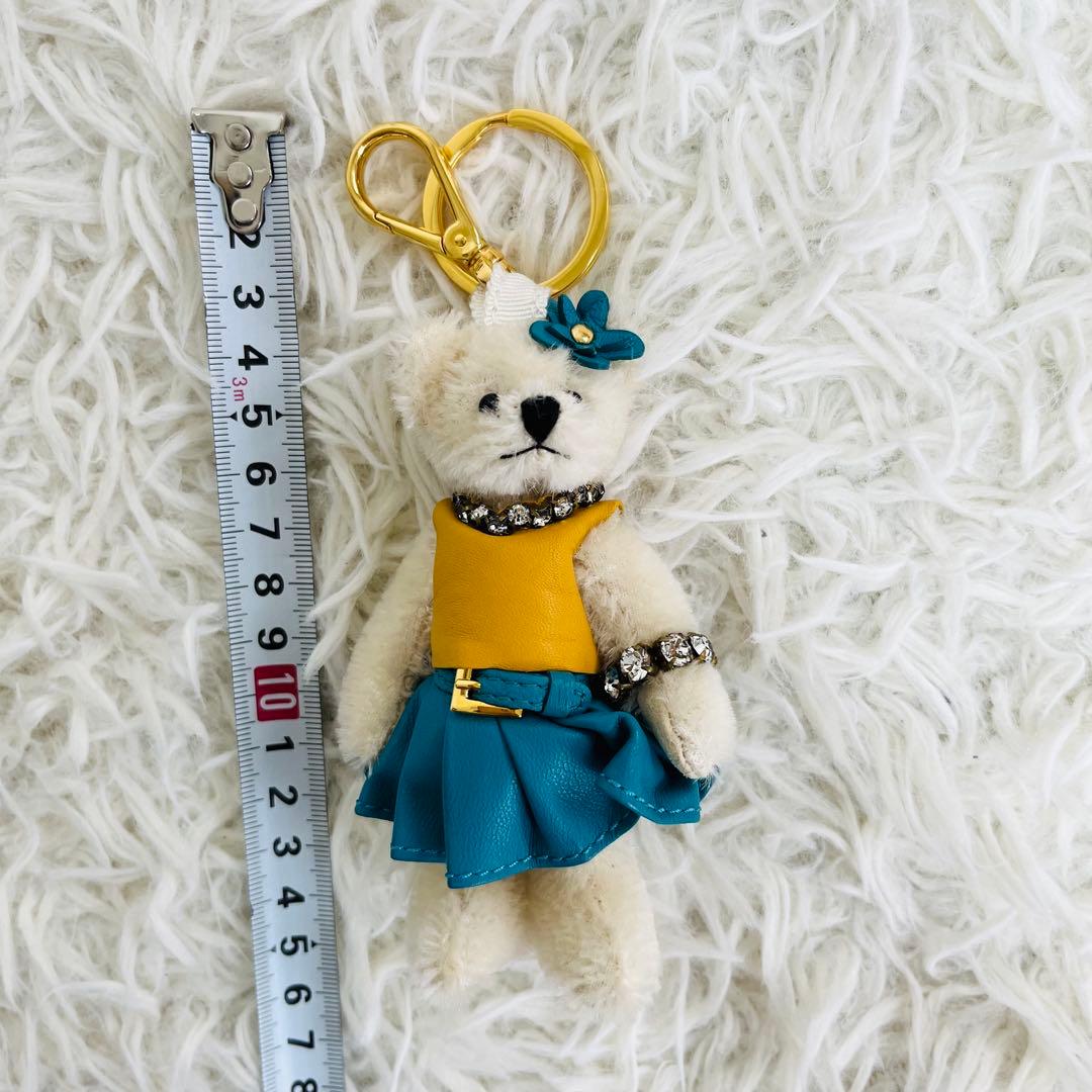 未使用品✨プラダ　テディベア　キーホルダー　キーリング　バッグチャーム　ロゴ刻印
