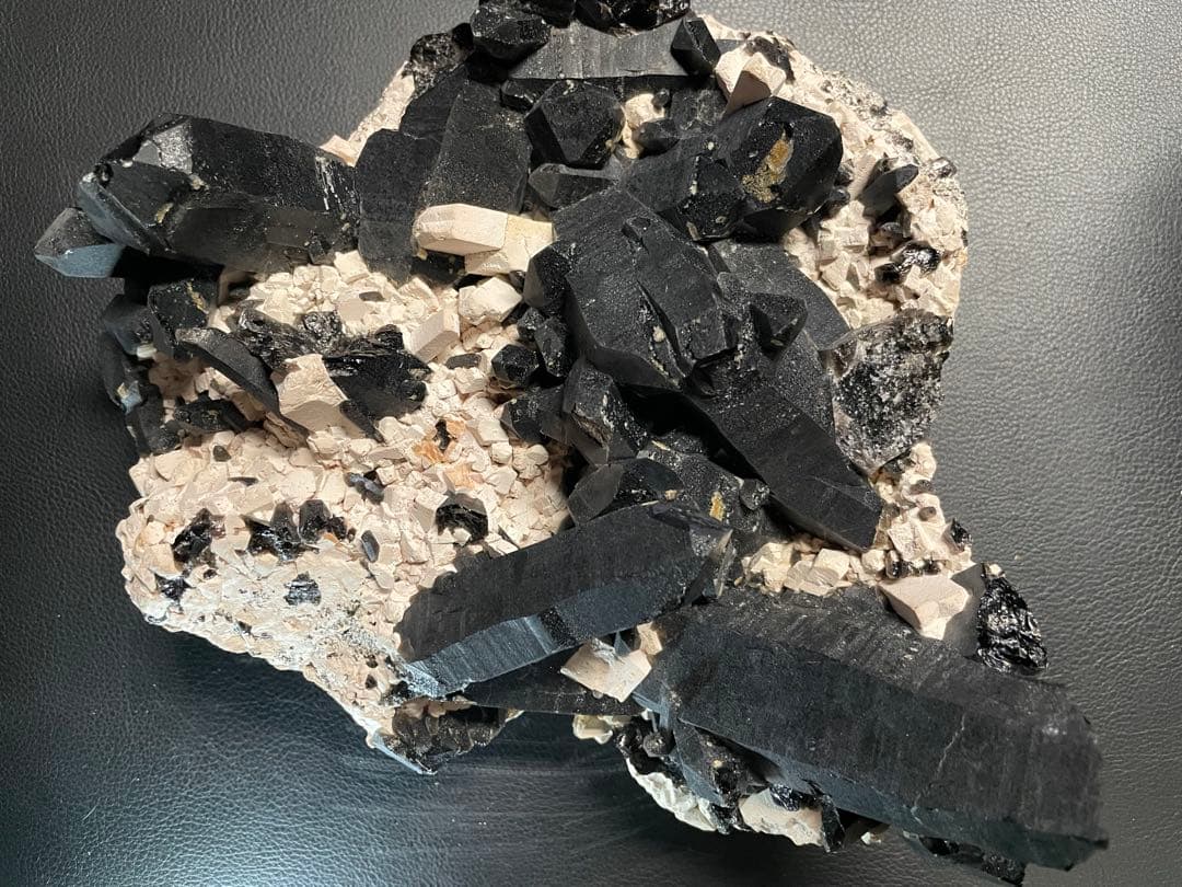 4kg 天然石 モリオン原石 黒水晶 魔除け 邪気祓い 浄化 守護