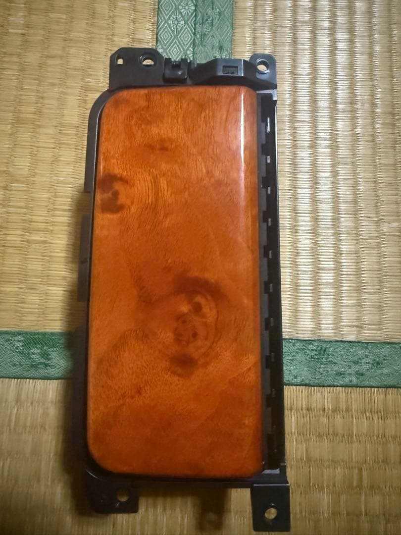 送料込み！希少30後期セルシオ純正オプション小物入れ