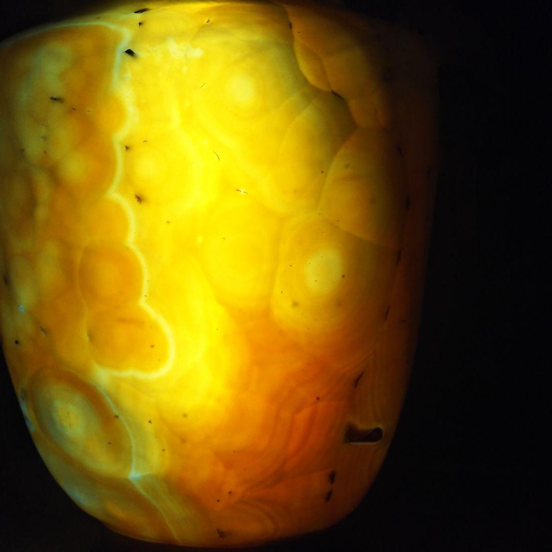 №骨董館　本瑪瑙　貴石　宝石　高級美術品　玉　皇帝　王様　パワーストーン　骨董品