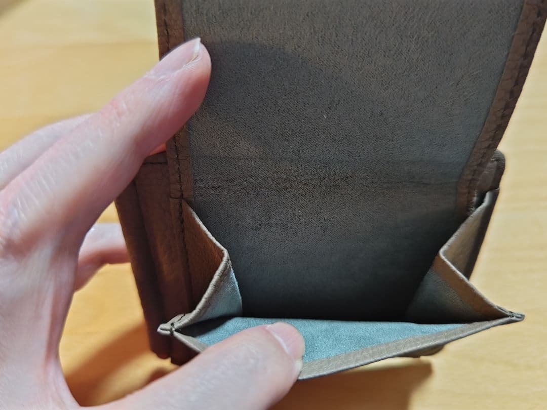 SLOW グレー レザー マネークリップ　beams別注