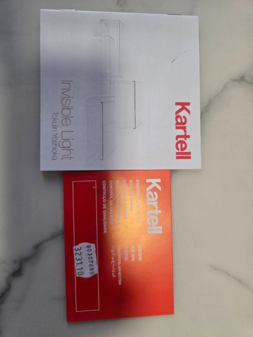 【人気】Kartell　 インビジブルテーブルロー 100cm四方