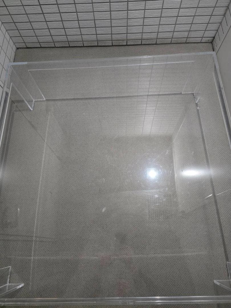 【人気】Kartell　 インビジブルテーブルロー 100cm四方