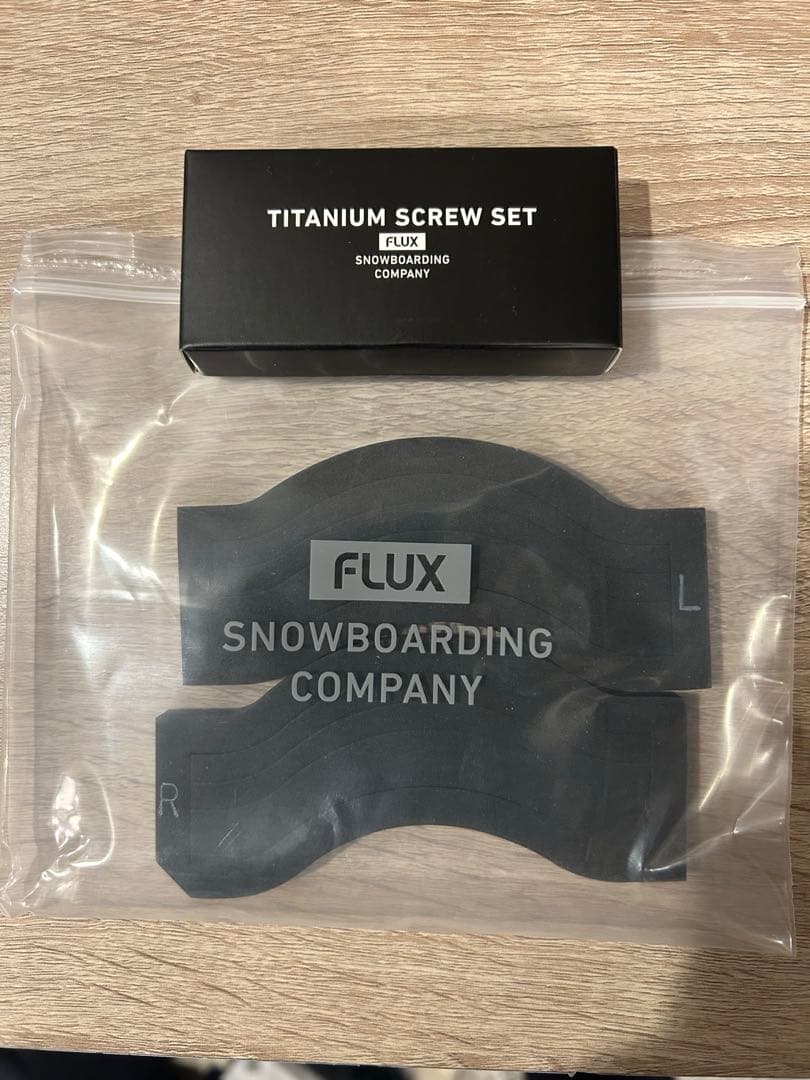 24-25 flux cv LTD Mサイズ 使用回数:リフト一本のみ