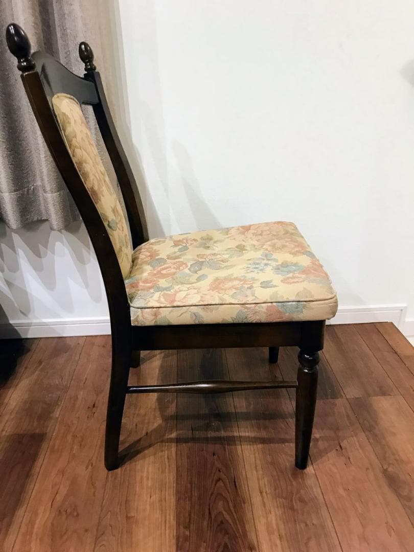 カリモク COLONIAL コロニアル ダイニングチェア ロングセラー椅子