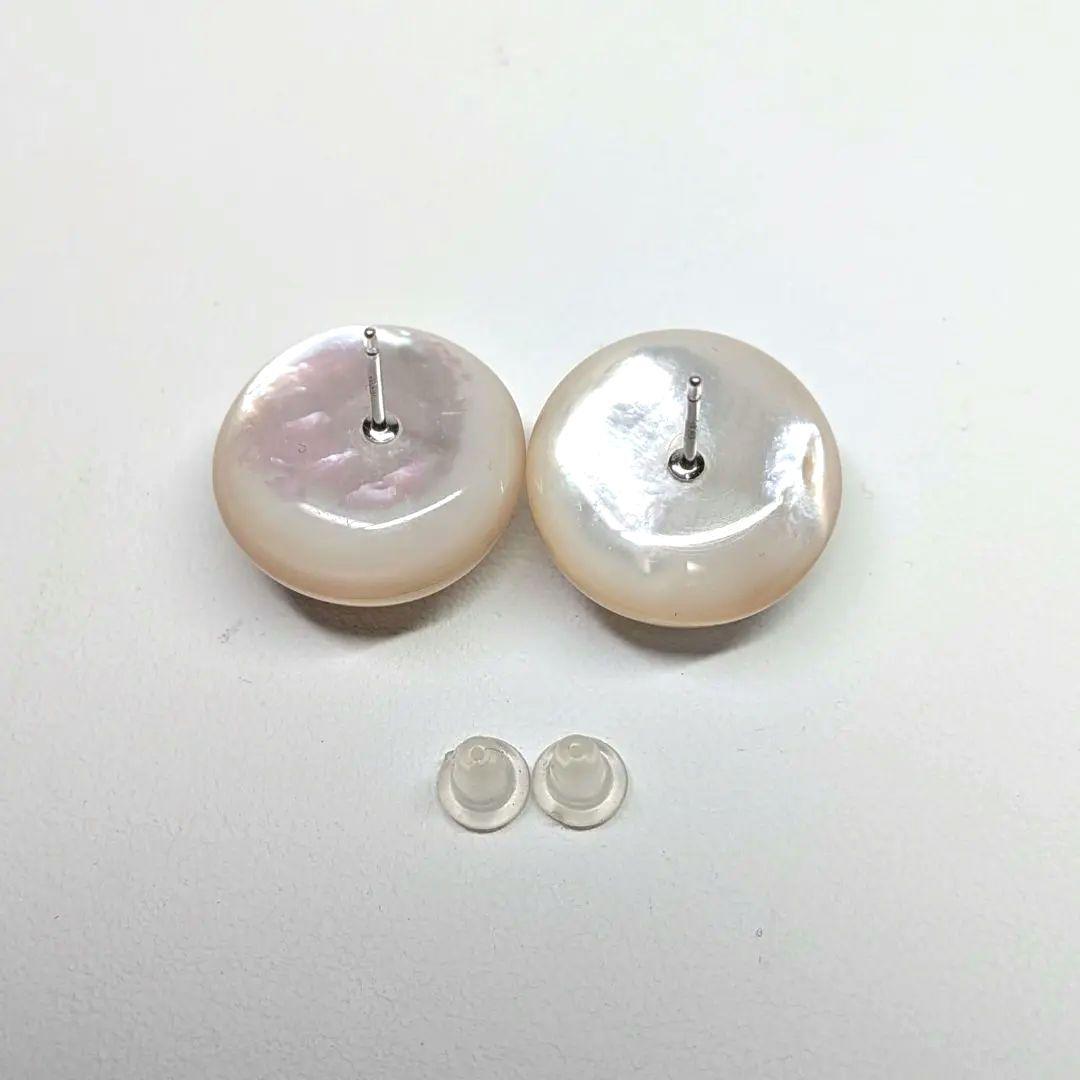 ​【超大粒17.5mm】マベパール ピアス K18 艶めく虹色テリ ホワイト系