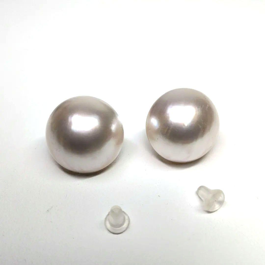 ​【超大粒17.5mm】マベパール ピアス K18 艶めく虹色テリ ホワイト系