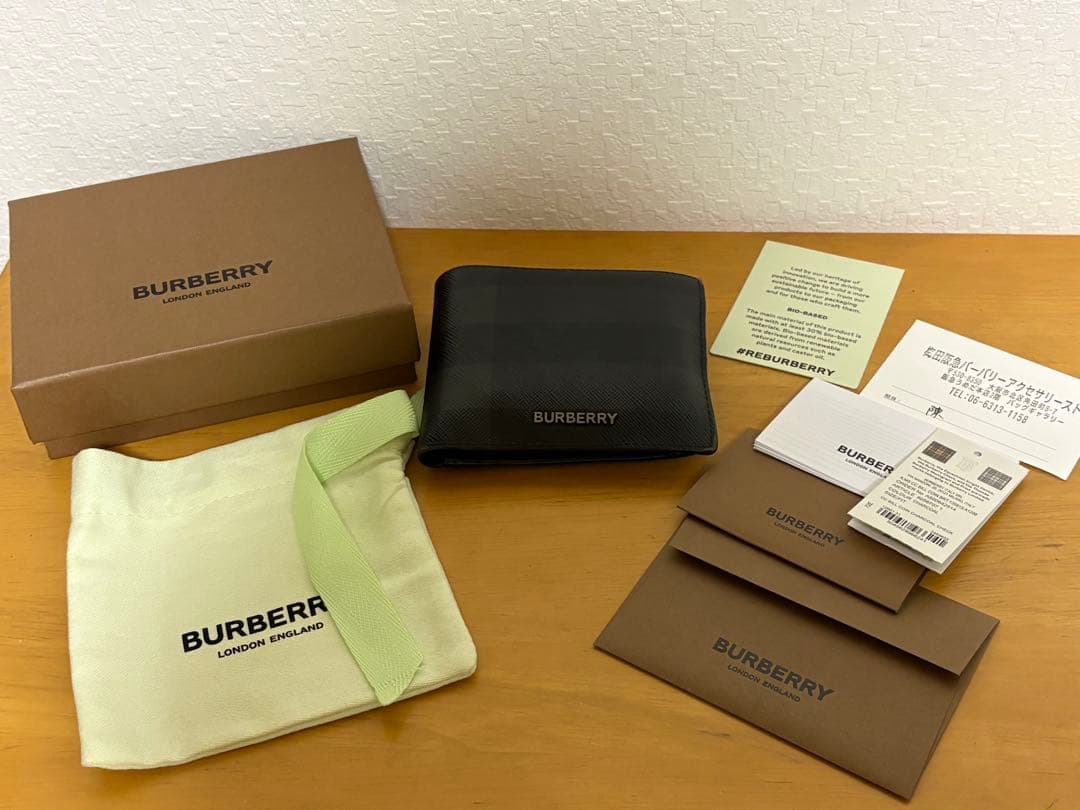 BURBERRY チェック スリム バイフォールドウォレット