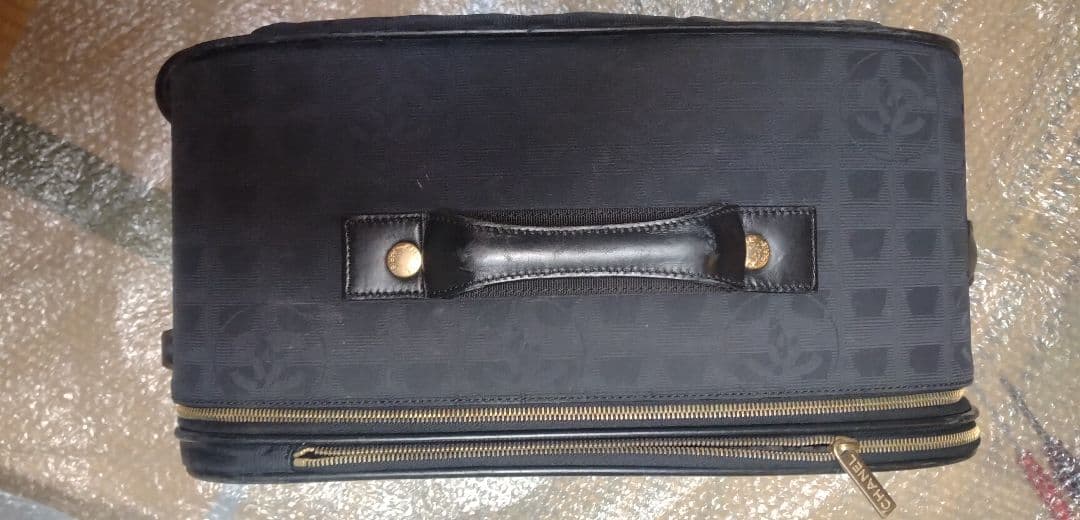 シャネル　ニュートラベルライン　キャリーケース　キャリーバッグ　CHANEL