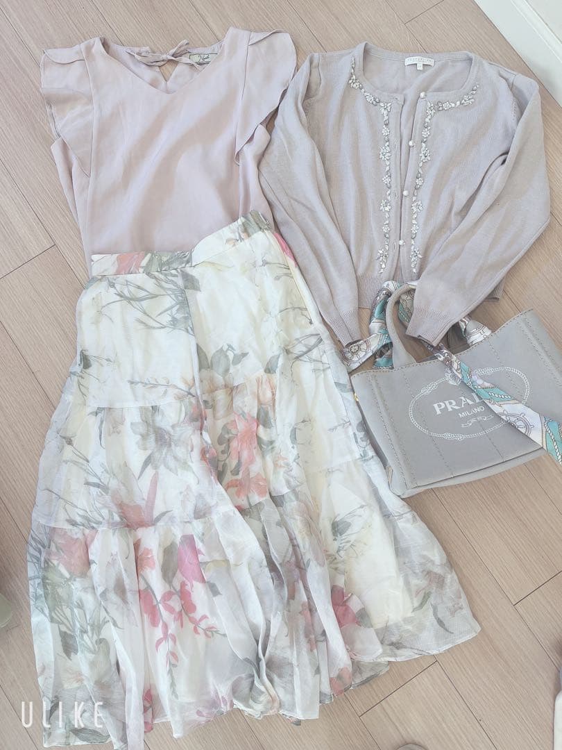 レディースフェミニン春夏ブランド服まとめ売り　トレンチコート含むSサイズ