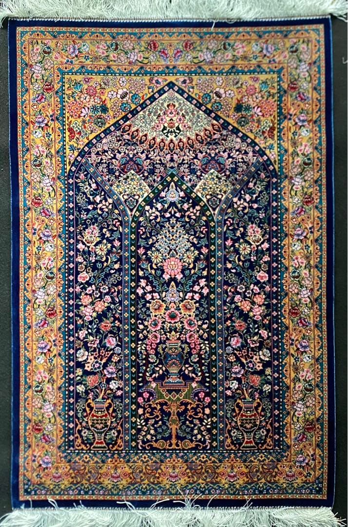 最高級作 ペルシャ絨毯 イラン クム産　シルク100% 手織り289万ノット　紺