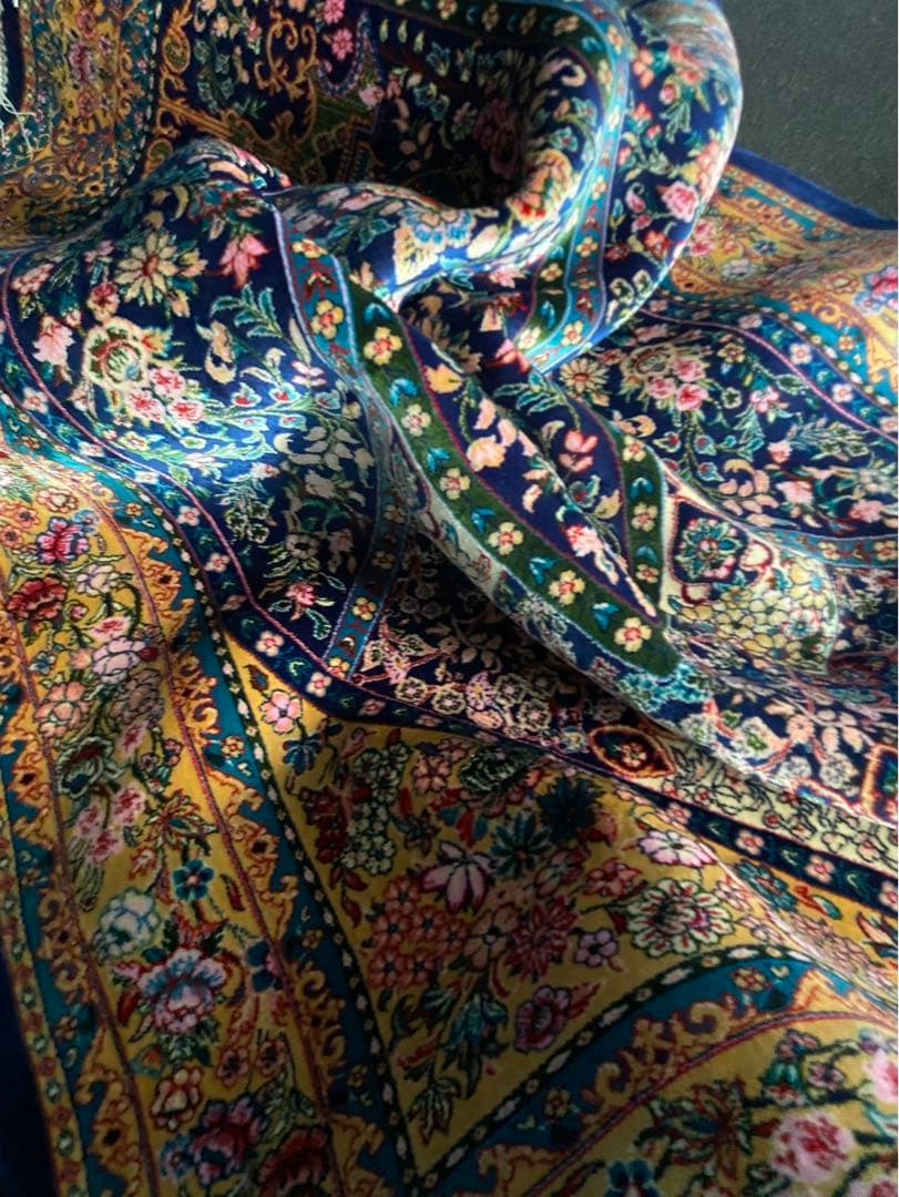 最高級作 ペルシャ絨毯 イラン クム産　シルク100% 手織り289万ノット　紺