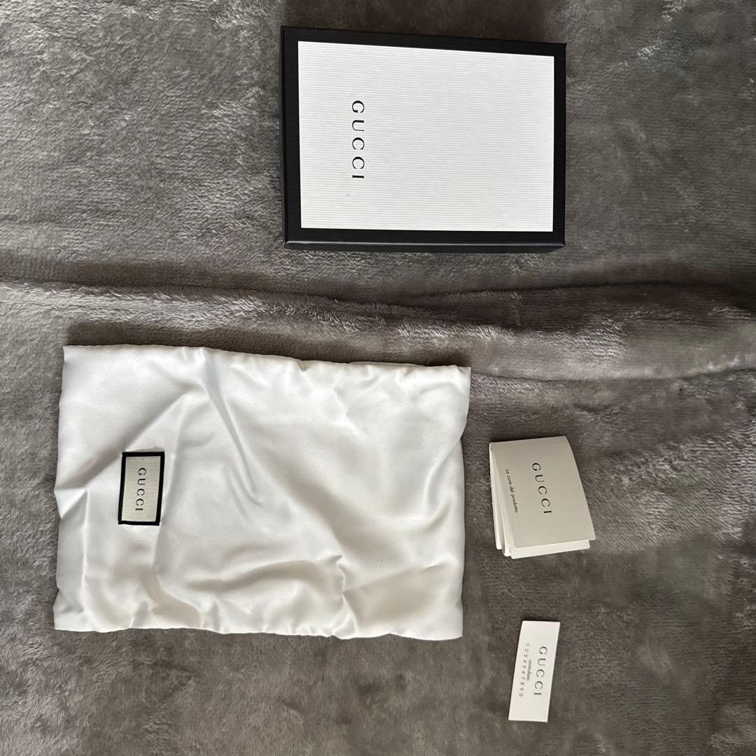 GUCCI メタルキーフック　ジップ