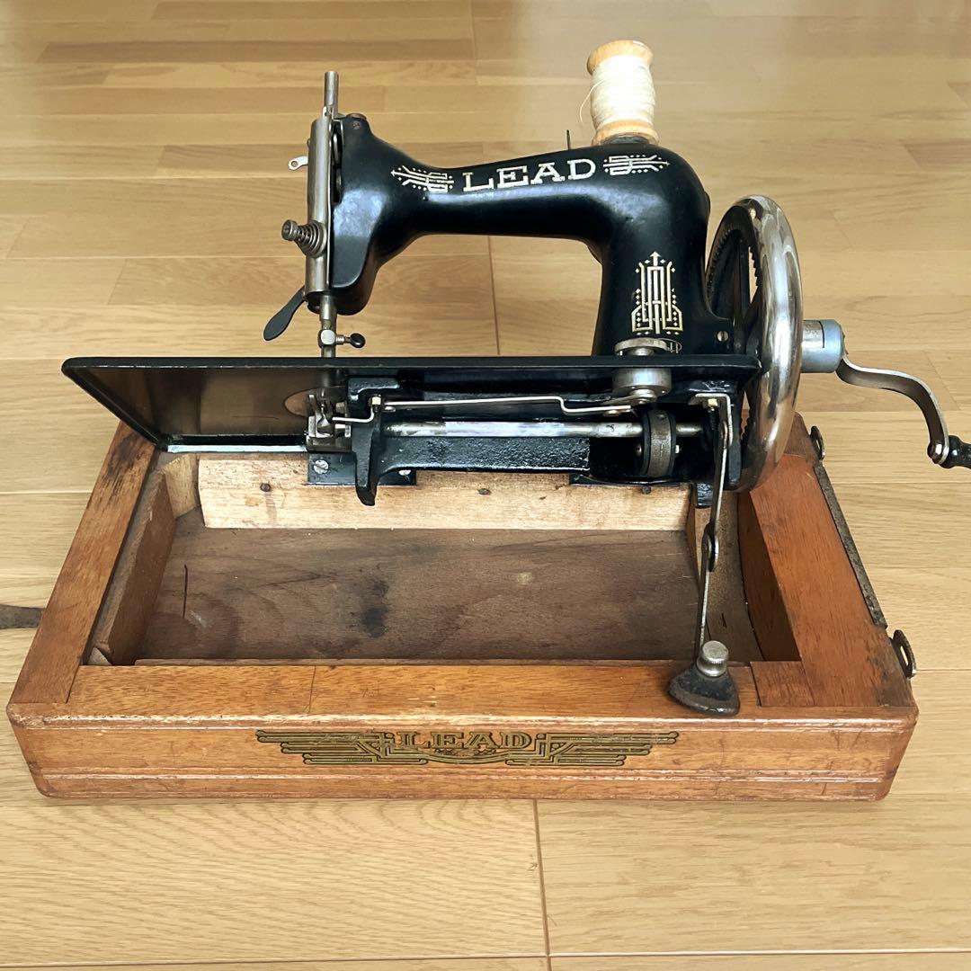 古道具　アンティーク　手回しミシン　LEAD インテリア