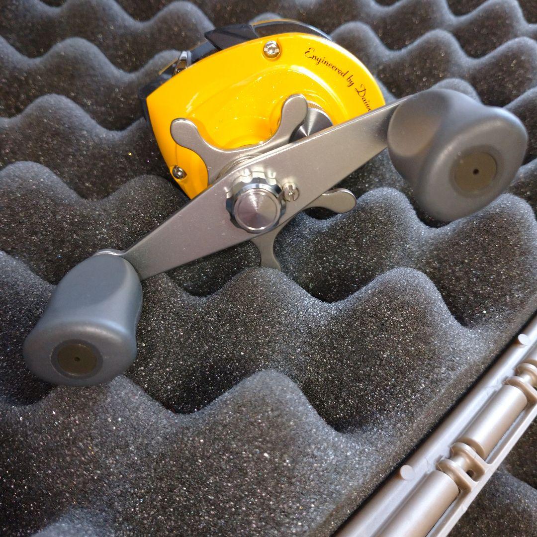 ダイワ リベルトピクシー L レフトハンドル イエローパール 04限定 極美品