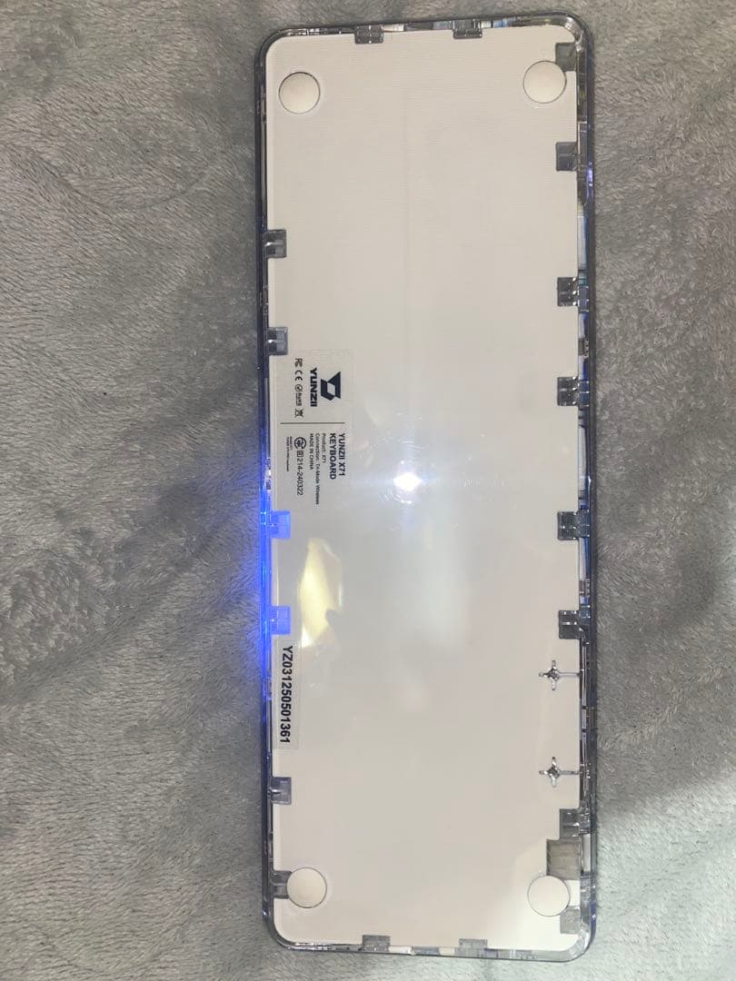 YUNZII X71 クリスタルアイス RGBキーボード