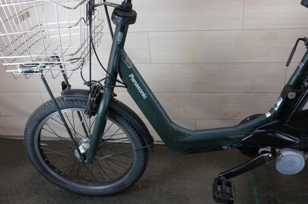 パナソニック　ギュットアニーズ　20インチ3段　13.2Ah（5点灯）充電器あり