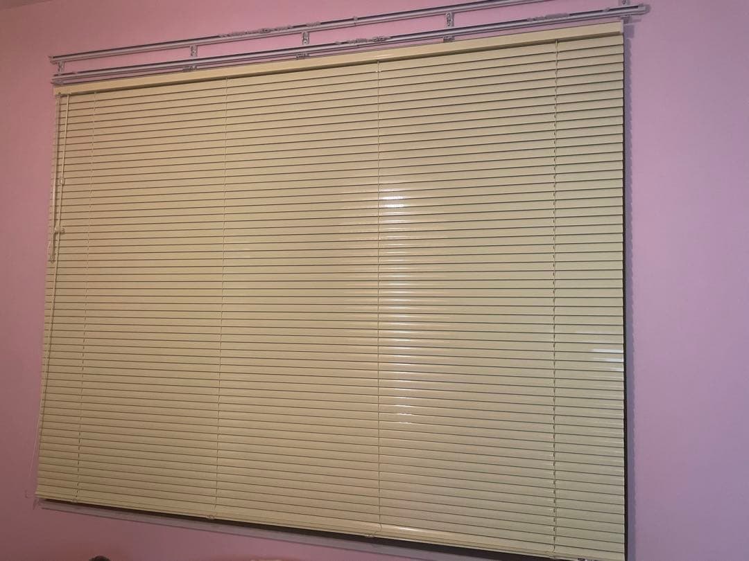 ブラインド　イエロー　165×130㎝