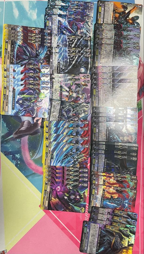 ヴァンガード 撃退者 ファントム、レイジングフォームドラゴン　初期 デッキ