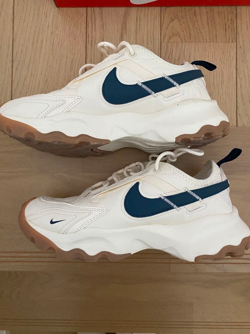 ナイキ TC 7900 ウィメンズシューズ