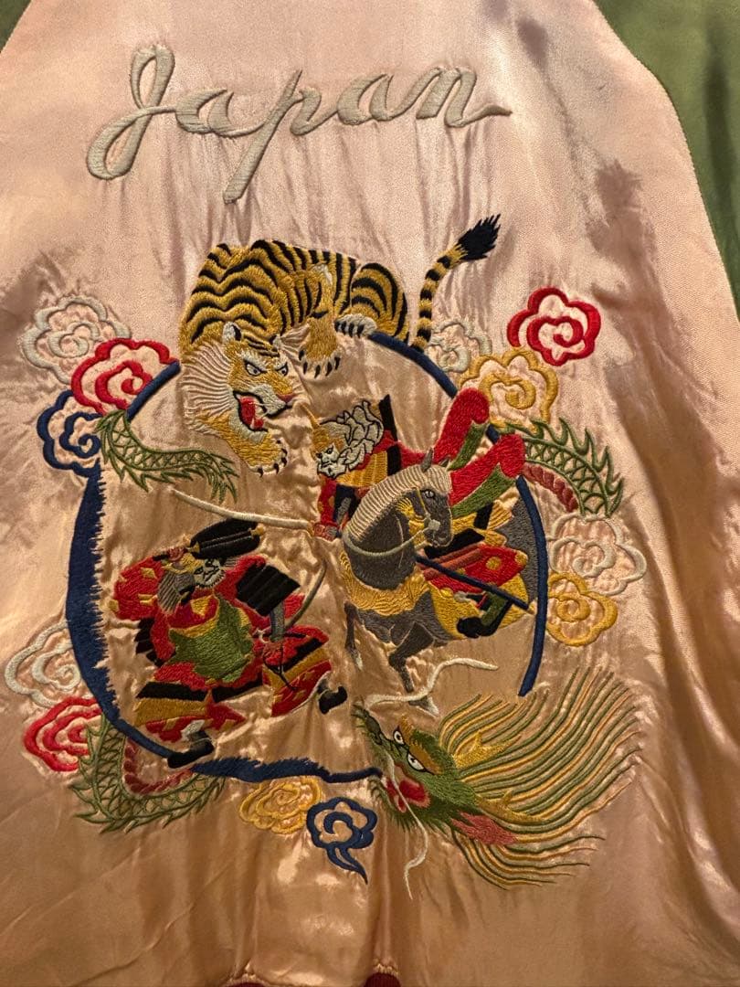 フェローズ、スカジャン